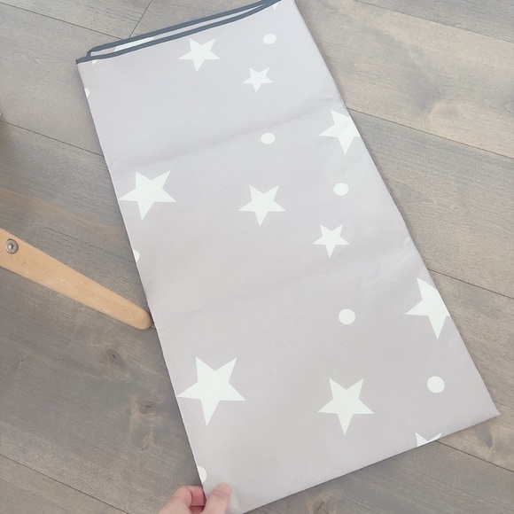 51” extra large Splat Mat for Under High Chair/ Baby Anti-slip Food Splash - Picture 10 of 13